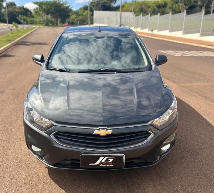 CHEVROLET Onix Hatch - Foto