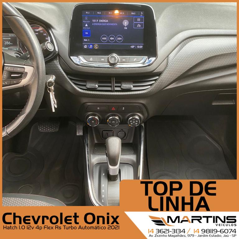 CHEVROLET Onix Hatch - Foto