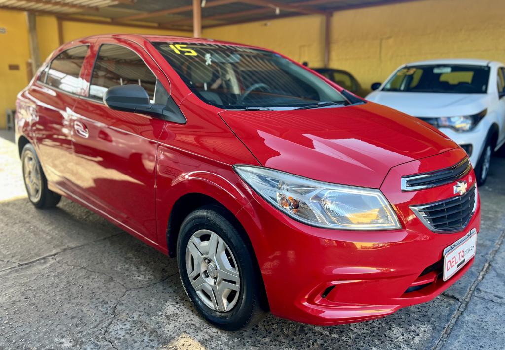 CHEVROLET Onix Hatch - Foto