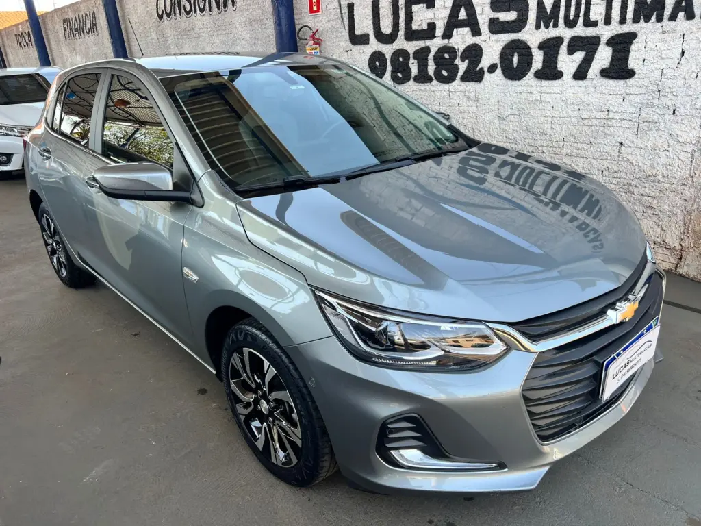 CHEVROLET Onix Hatch