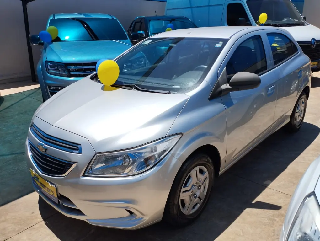 CHEVROLET Onix Hatch