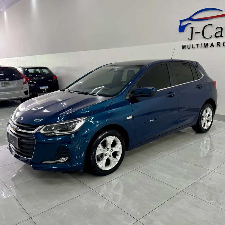 CHEVROLET Onix Hatch - Foto