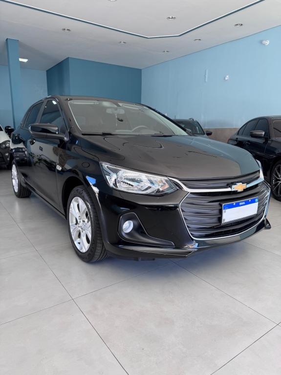 CHEVROLET Onix Hatch - Foto