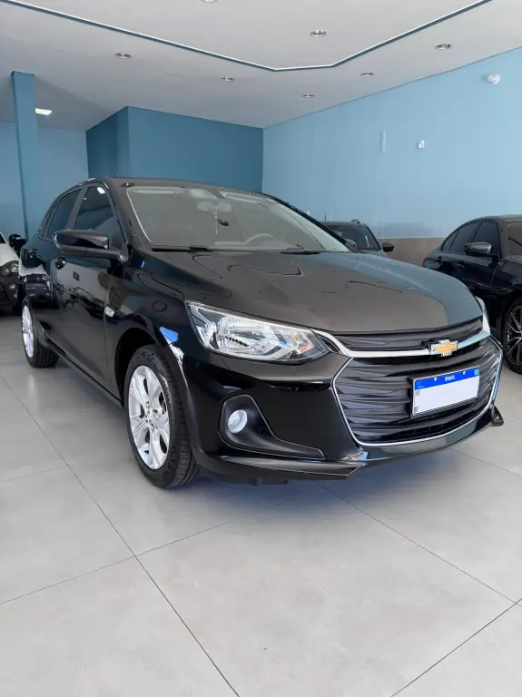 CHEVROLET Onix Hatch - Foto