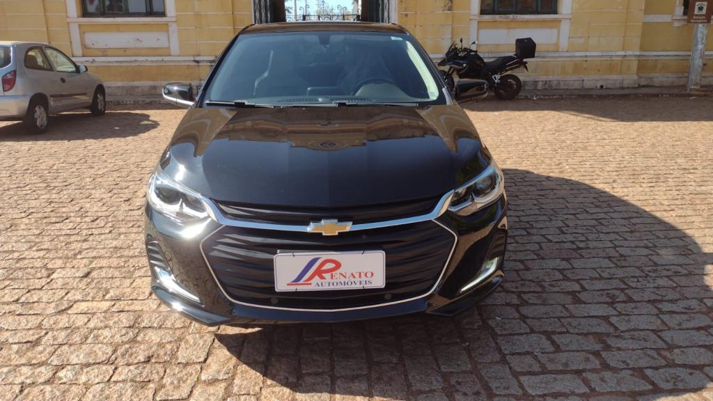 CHEVROLET Onix Hatch - Foto