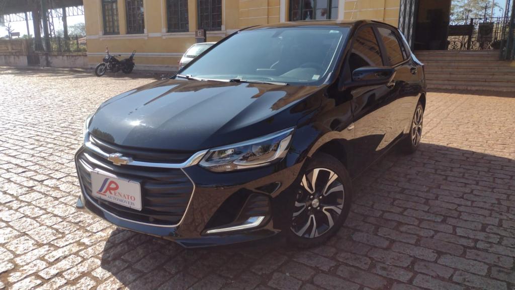 CHEVROLET Onix Hatch - Foto