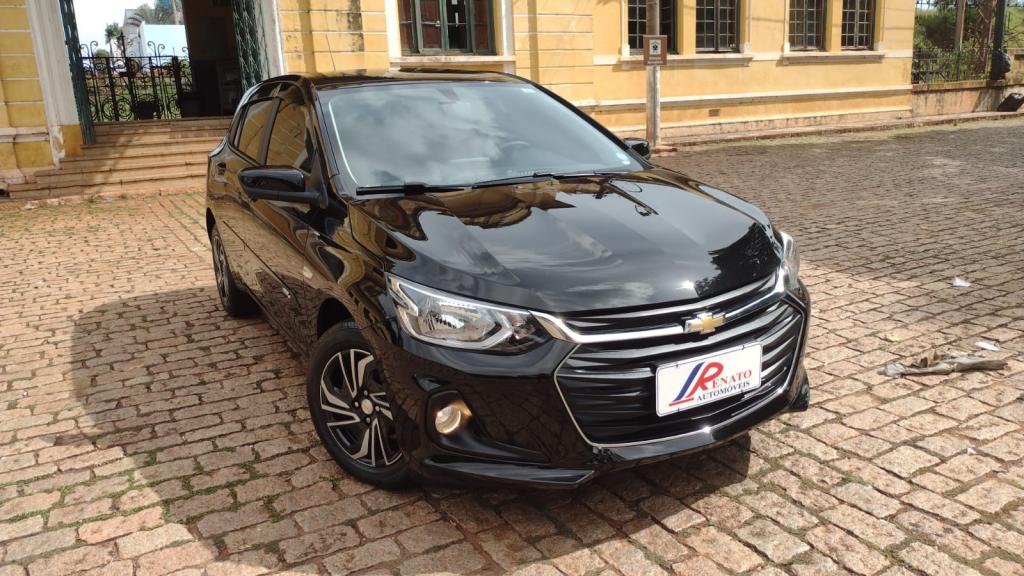 CHEVROLET Onix Hatch - Foto