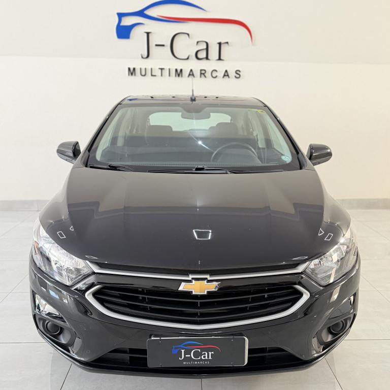 CHEVROLET Onix Hatch - Foto