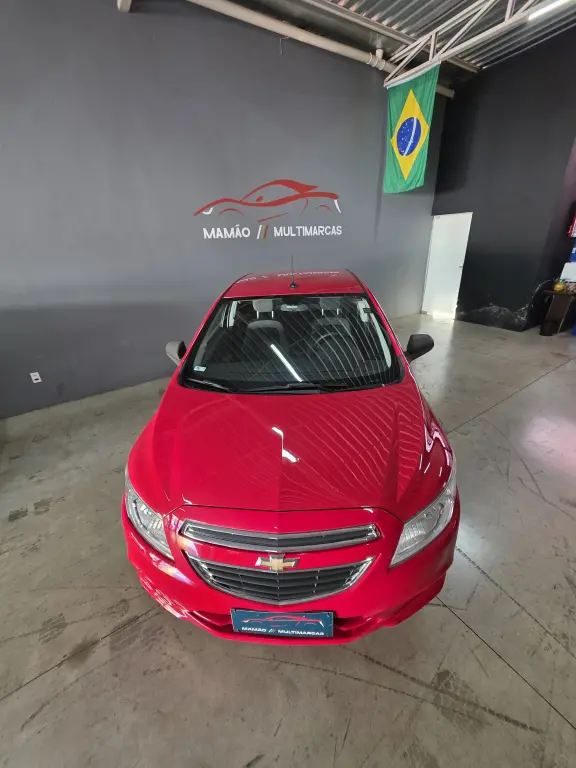 CHEVROLET Onix Hatch - Foto