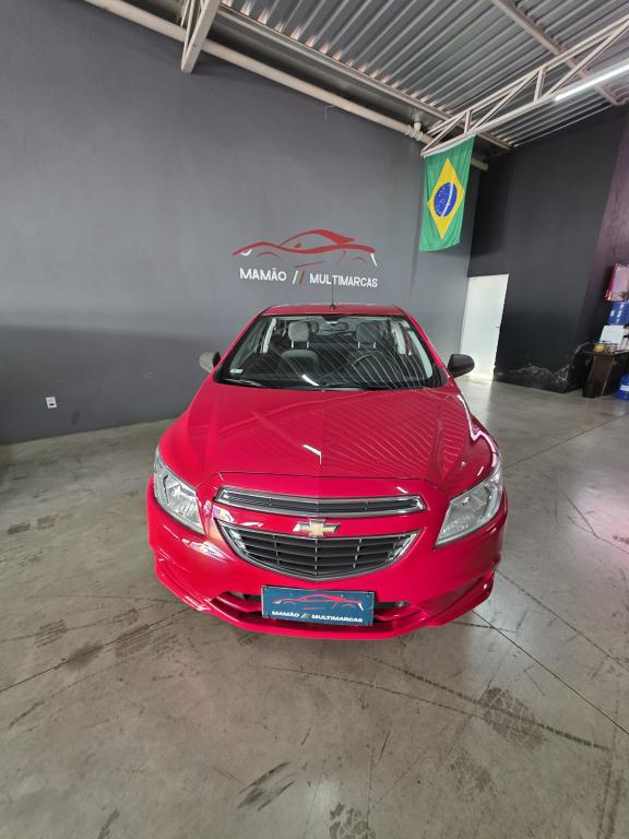 CHEVROLET Onix Hatch - Foto