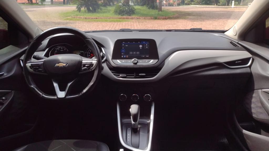 CHEVROLET Onix Hatch - Foto