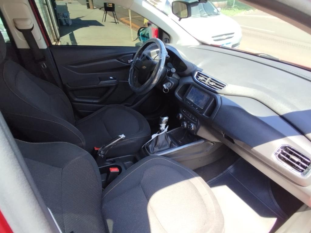 CHEVROLET Onix Hatch - Foto