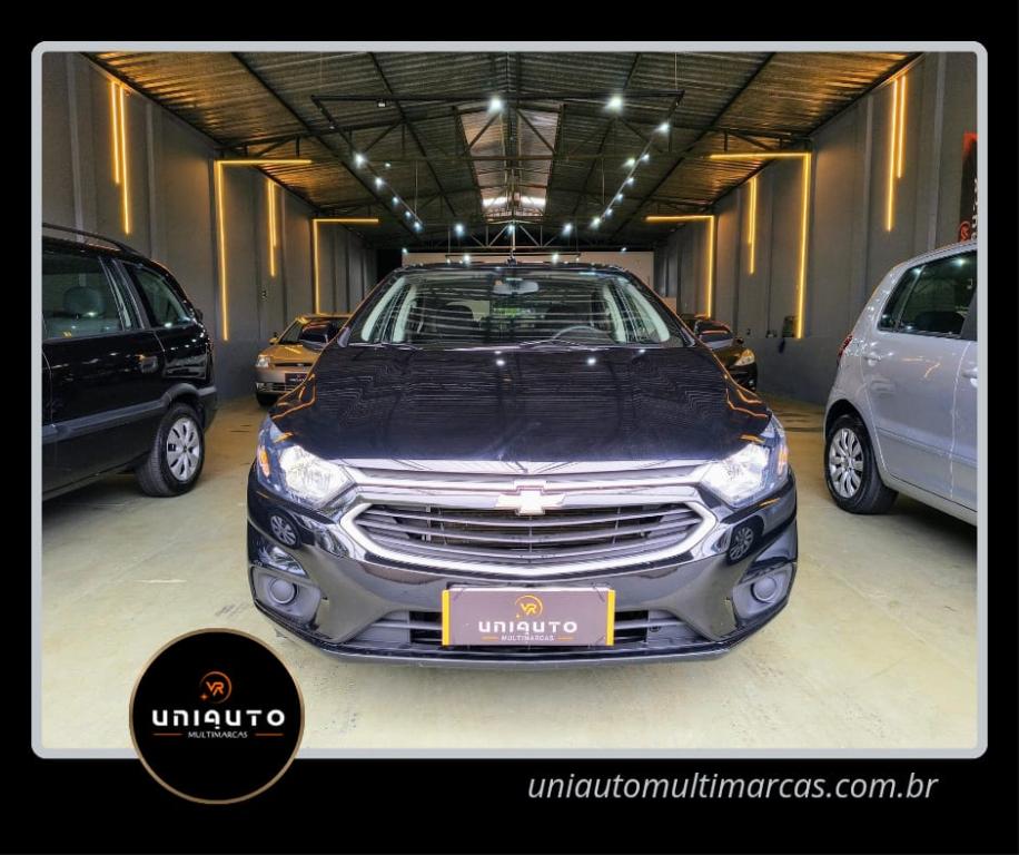 CHEVROLET Onix Hatch - Foto