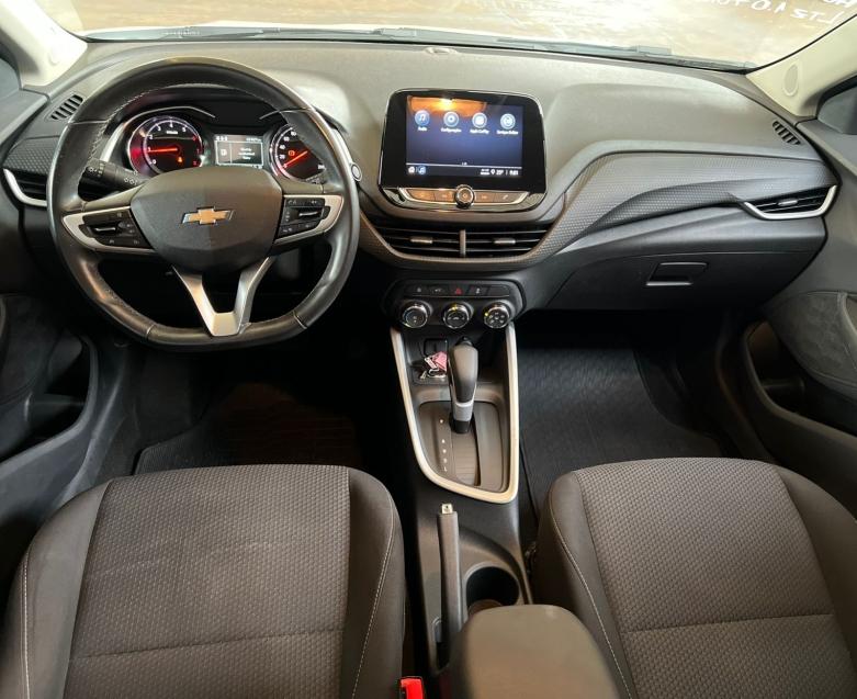 CHEVROLET Onix Hatch - Foto