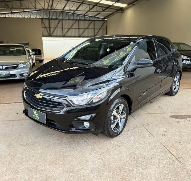 CHEVROLET Onix Hatch
