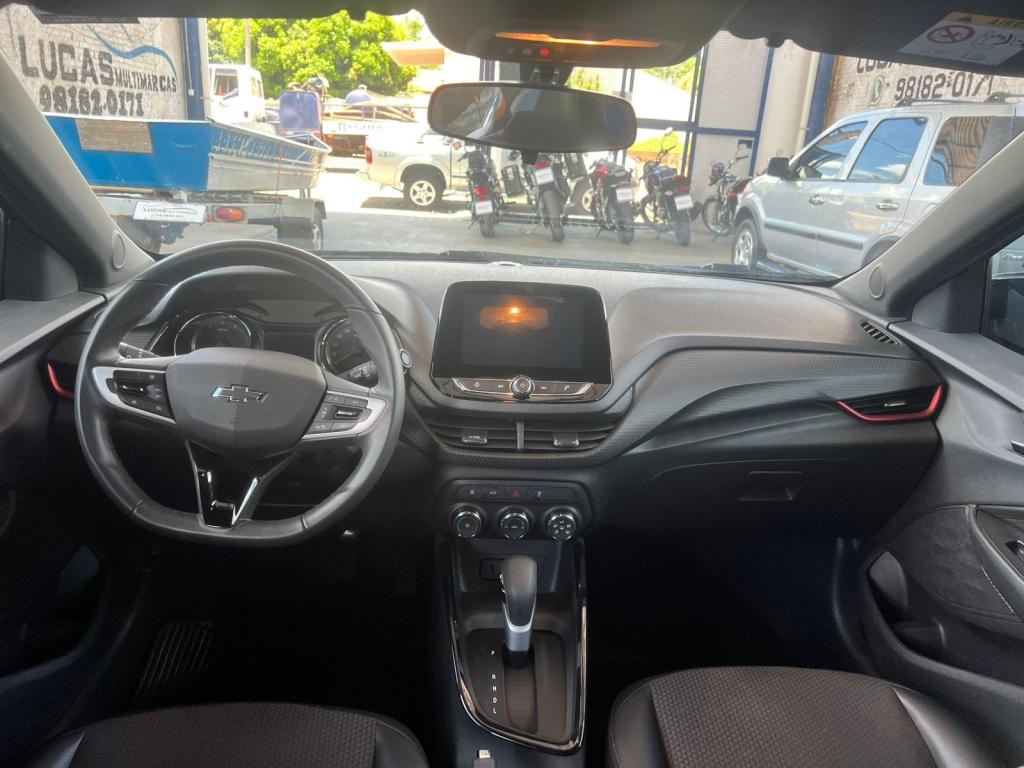 CHEVROLET Onix Hatch - Foto