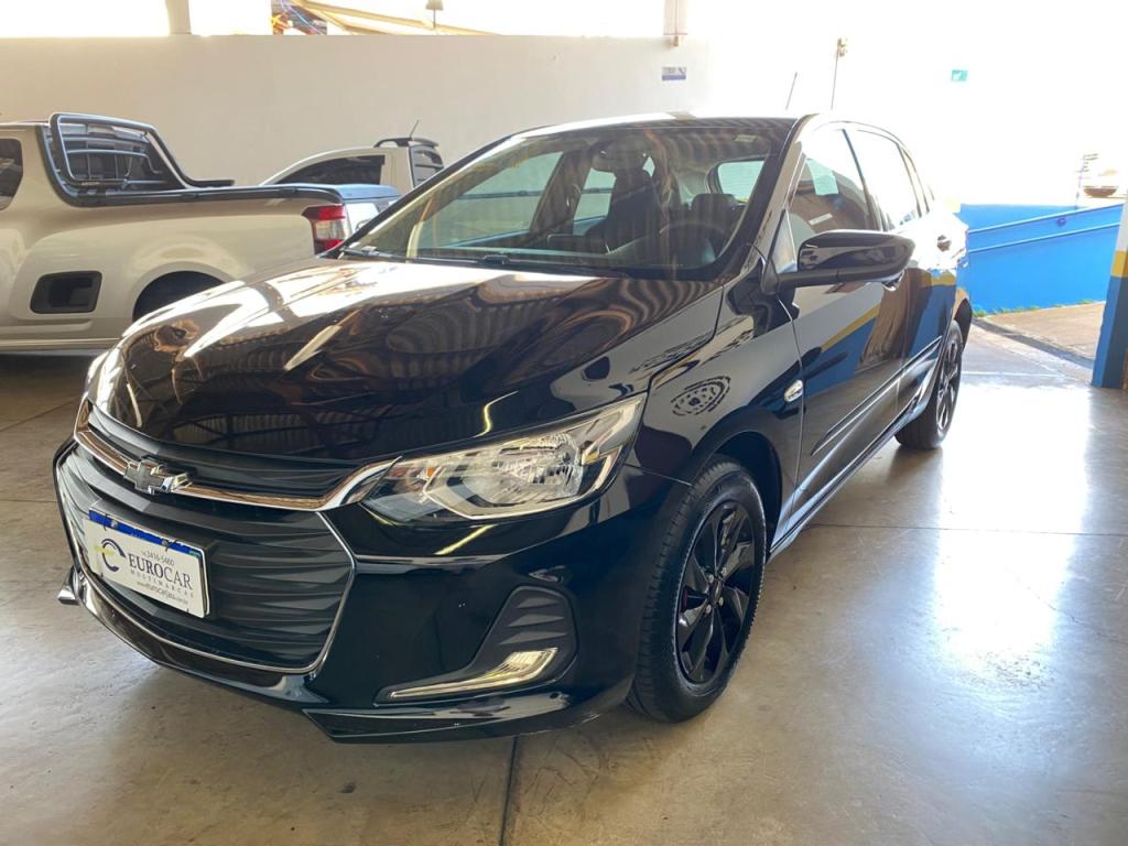 CHEVROLET Onix Hatch - Foto