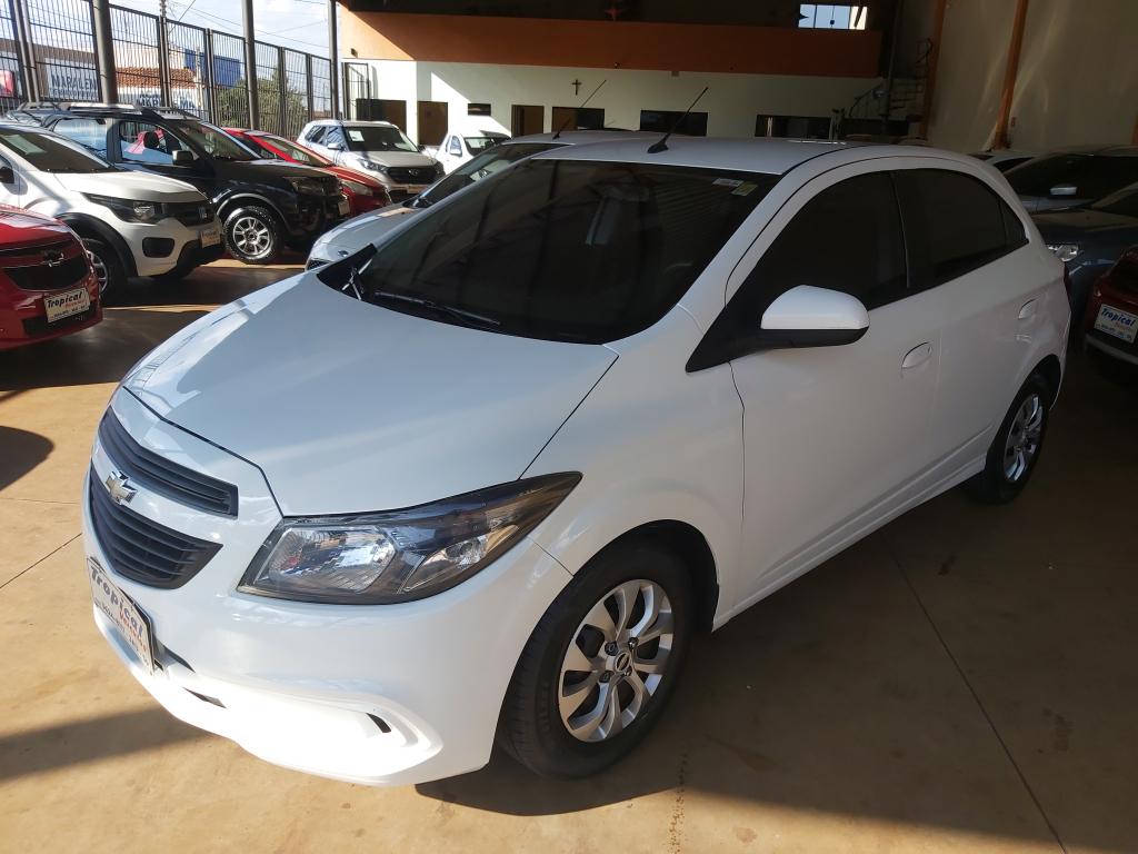 CHEVROLET Onix Hatch