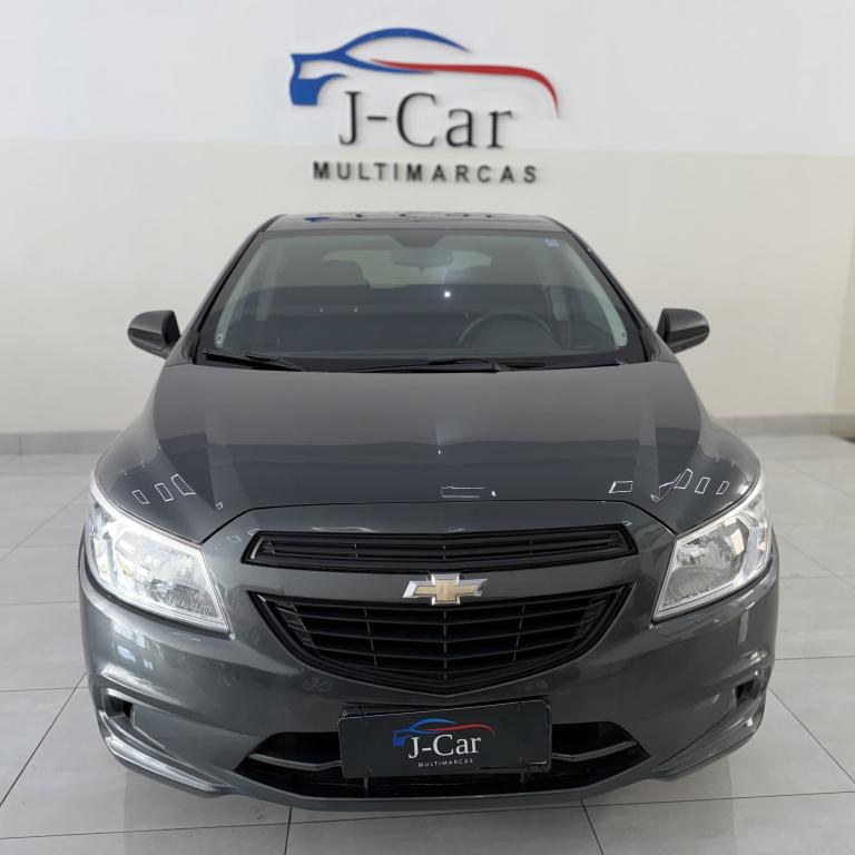 CHEVROLET Onix Hatch - Foto