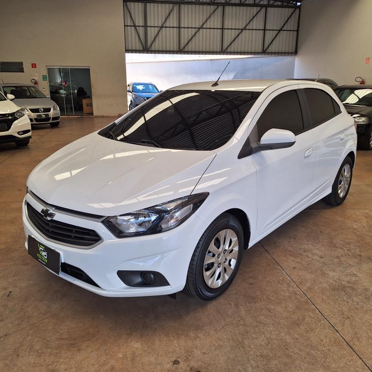 CHEVROLET Onix Hatch