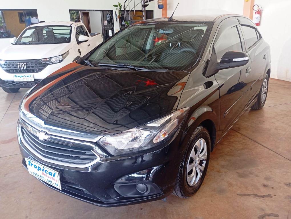 CHEVROLET Onix Hatch - Foto