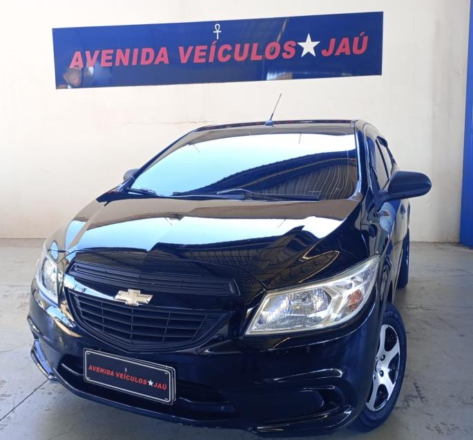 CHEVROLET Onix Hatch - Foto