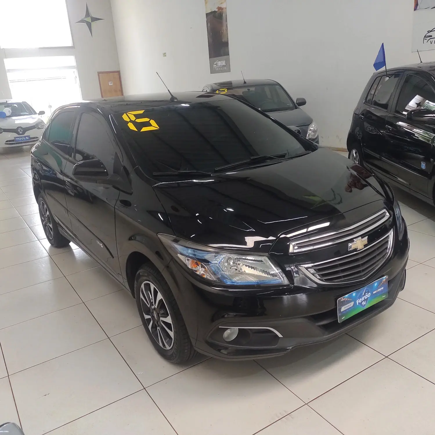 CHEVROLET Onix Hatch