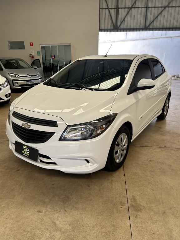 CHEVROLET Onix Hatch