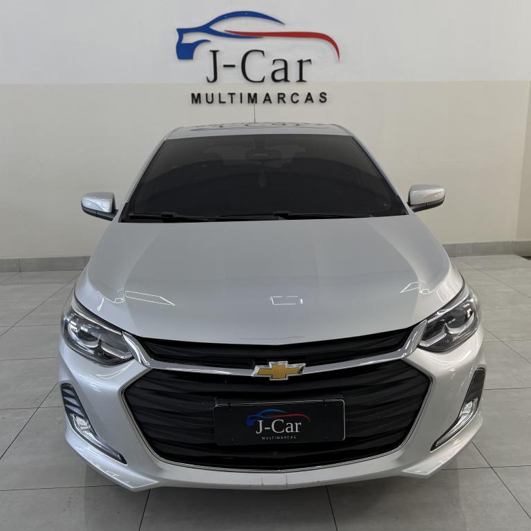 CHEVROLET Onix Hatch - Foto