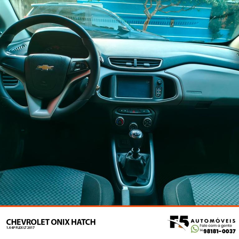 CHEVROLET Onix Hatch - Foto