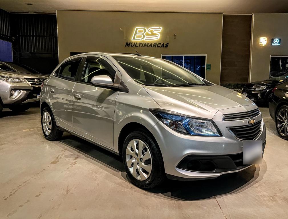 CHEVROLET Onix Hatch