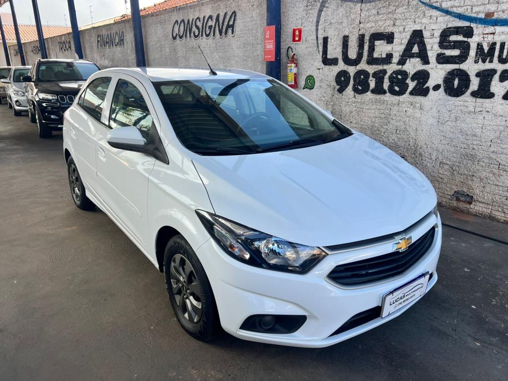 CHEVROLET Onix Hatch