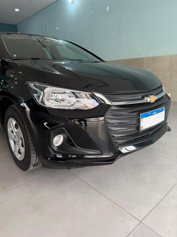 CHEVROLET Onix Hatch - Foto