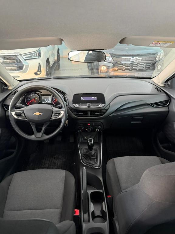 CHEVROLET Onix Hatch - Foto