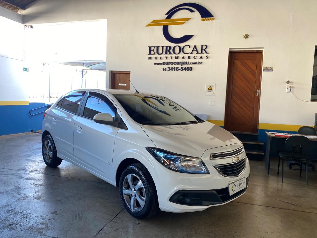 CHEVROLET Onix Hatch