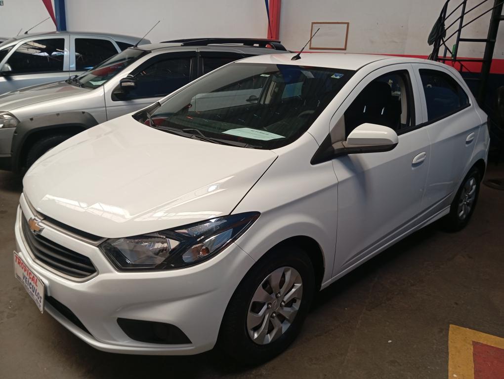 CHEVROLET Onix Hatch