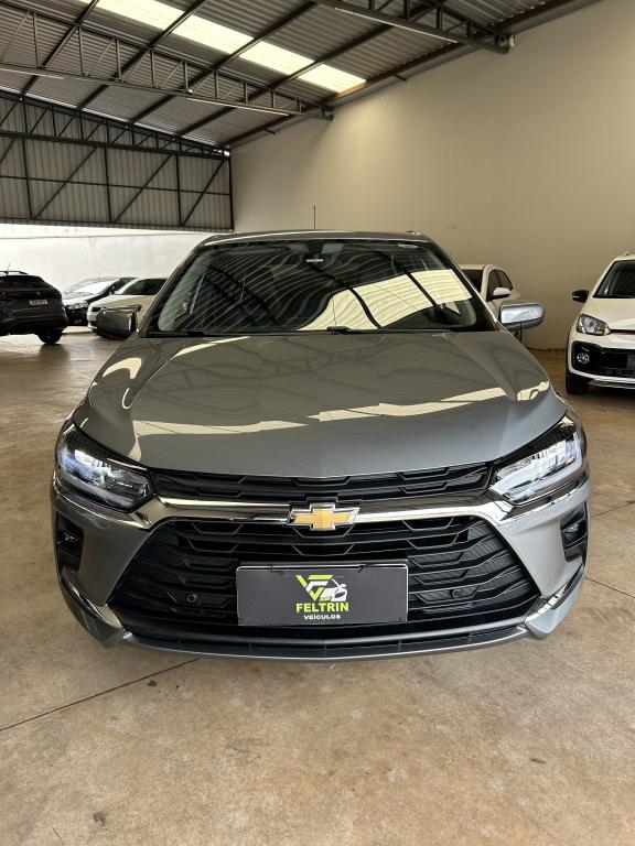 CHEVROLET Onix Hatch - Foto
