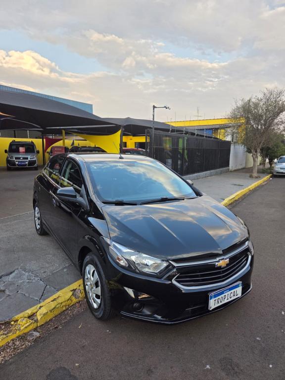 CHEVROLET Onix Hatch