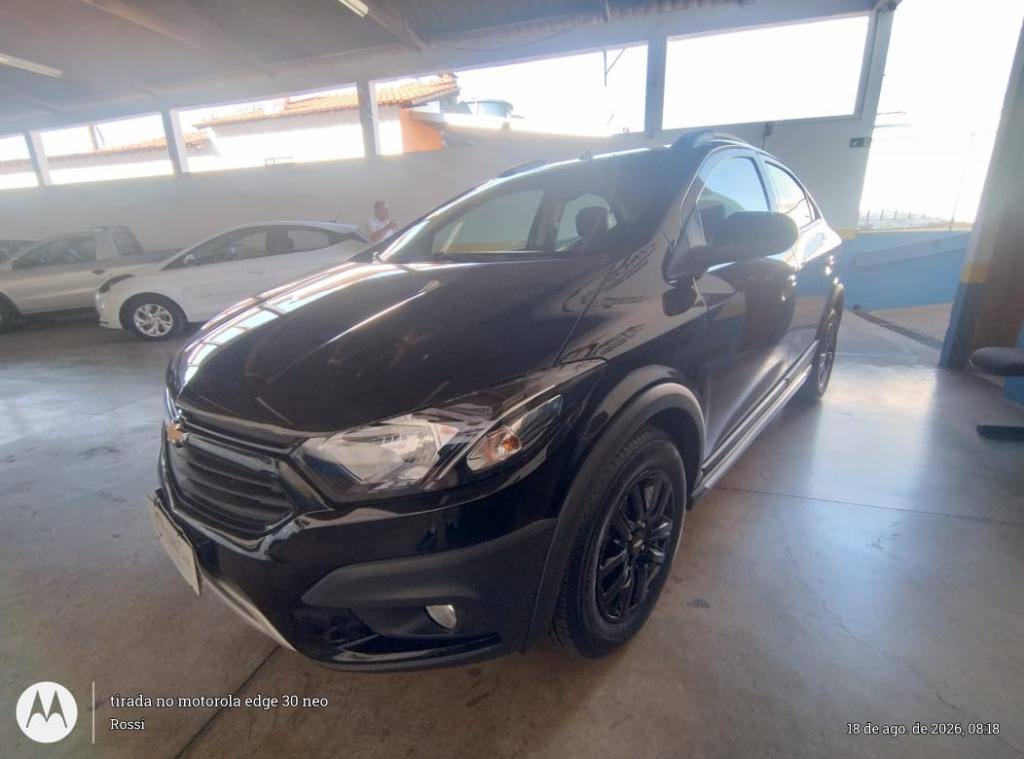 CHEVROLET Onix Hatch - Foto