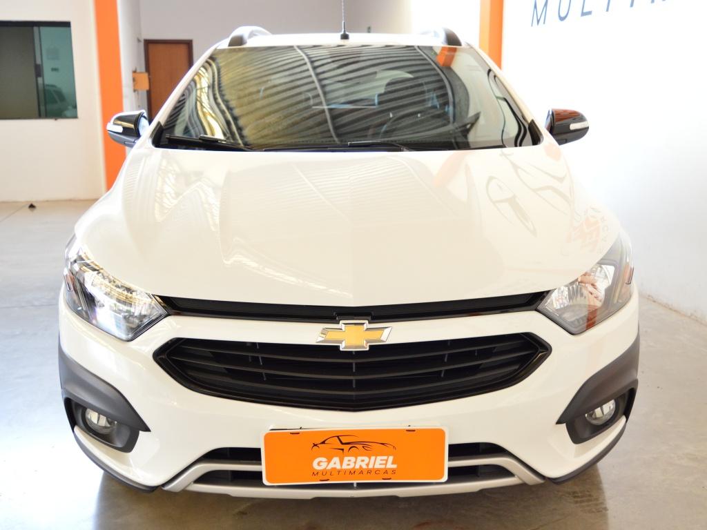 CHEVROLET Onix Hatch - Foto
