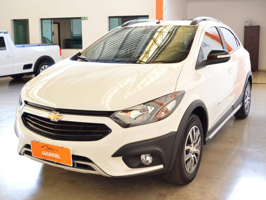 CHEVROLET Onix Hatch - Foto