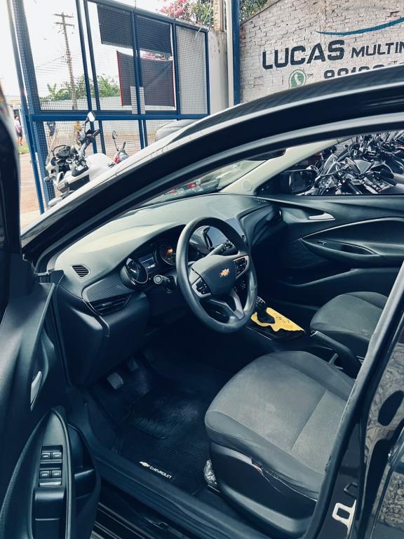 CHEVROLET Onix Hatch - Foto