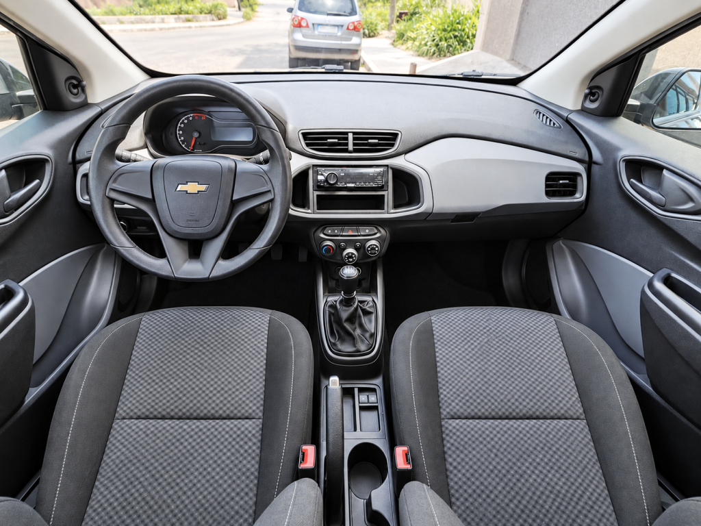CHEVROLET Onix Hatch - Foto
