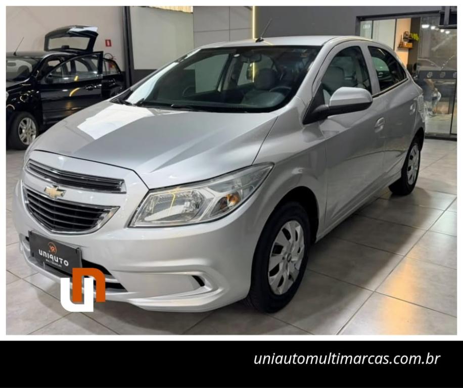 CHEVROLET Onix Hatch - Foto