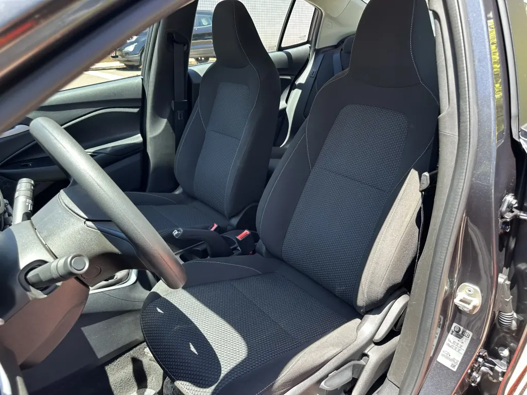 CHEVROLET Onix Sedan - Foto