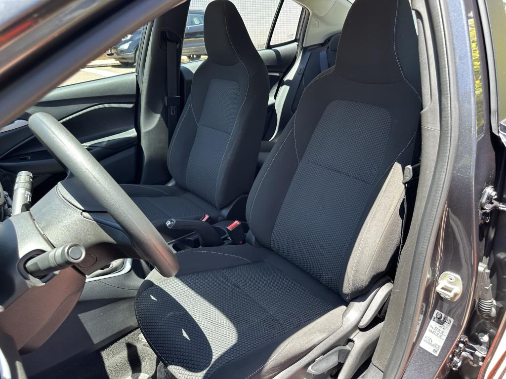 CHEVROLET Onix Sedan - Foto