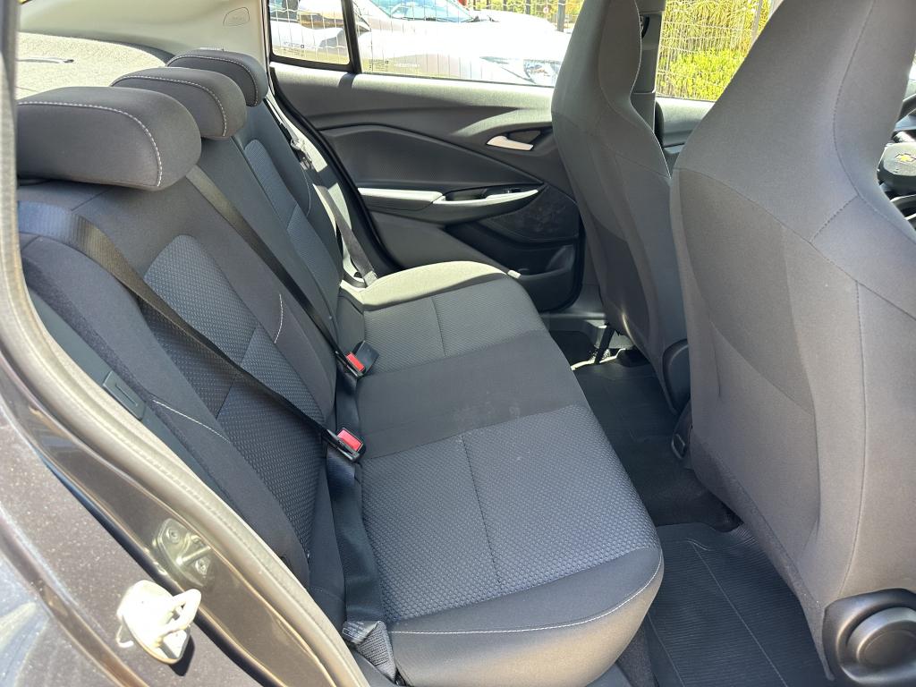 CHEVROLET Onix Sedan - Foto