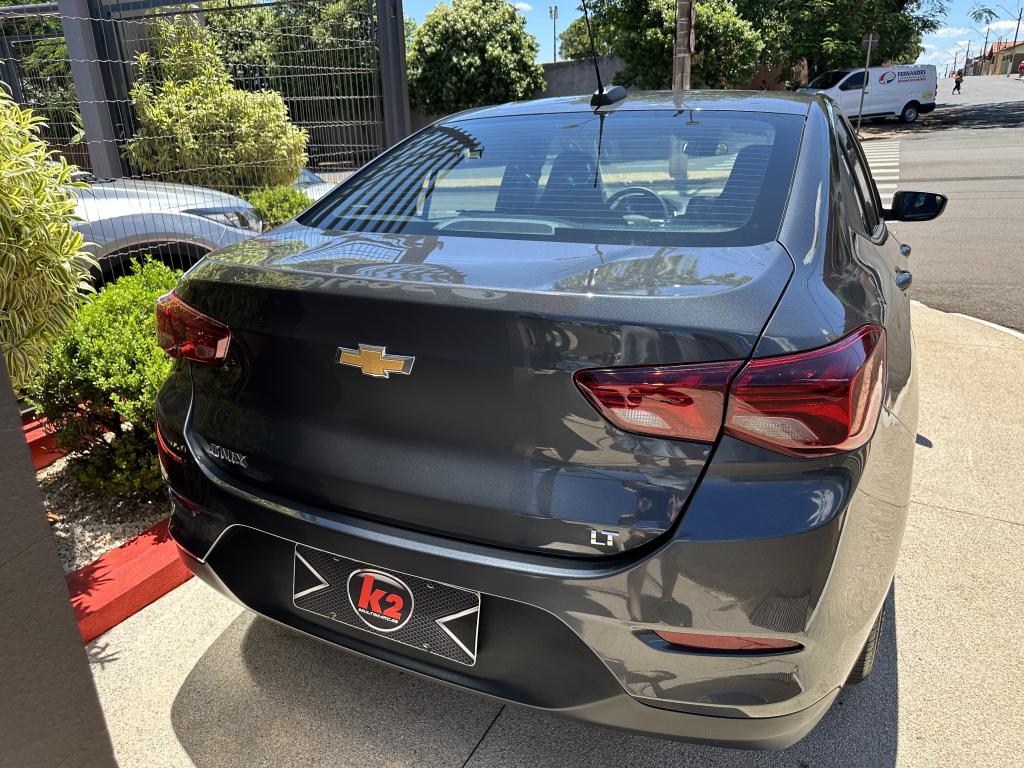 CHEVROLET Onix Sedan - Foto