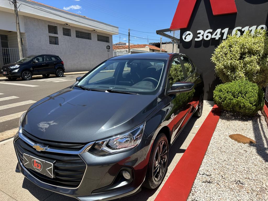 CHEVROLET Onix Sedan - Foto