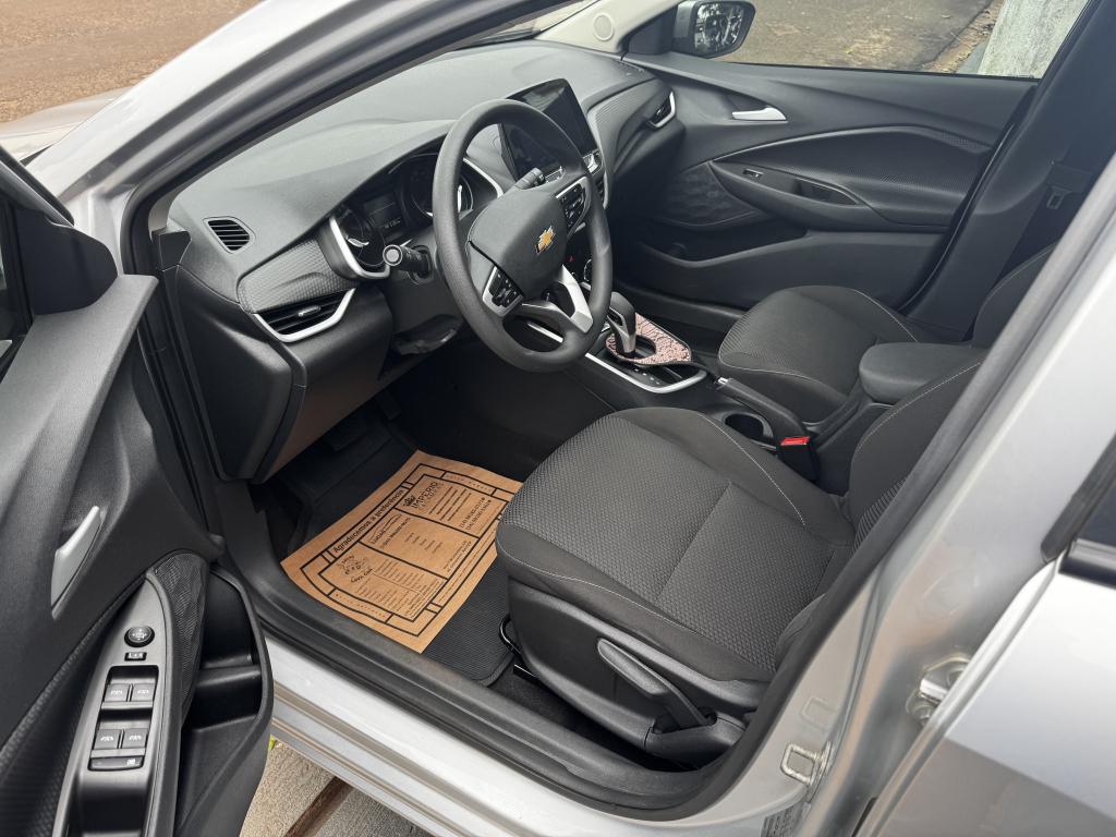 CHEVROLET Onix Sedan - Foto